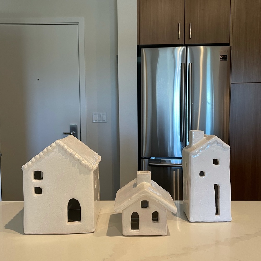 Decorative White Houses